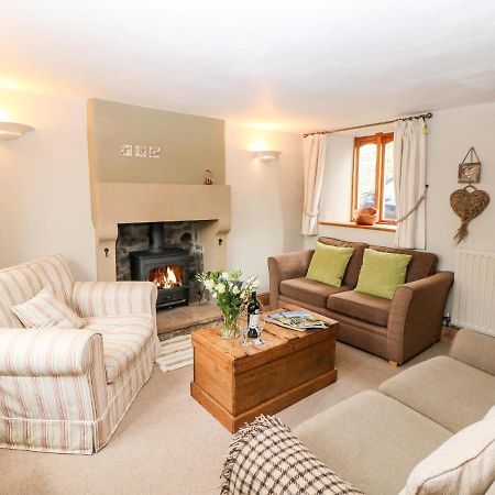 Kempshill Cottage Tideswell Ngoại thất bức ảnh