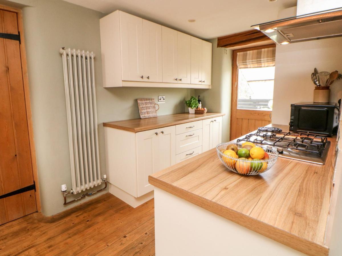 Kempshill Cottage Tideswell Ngoại thất bức ảnh