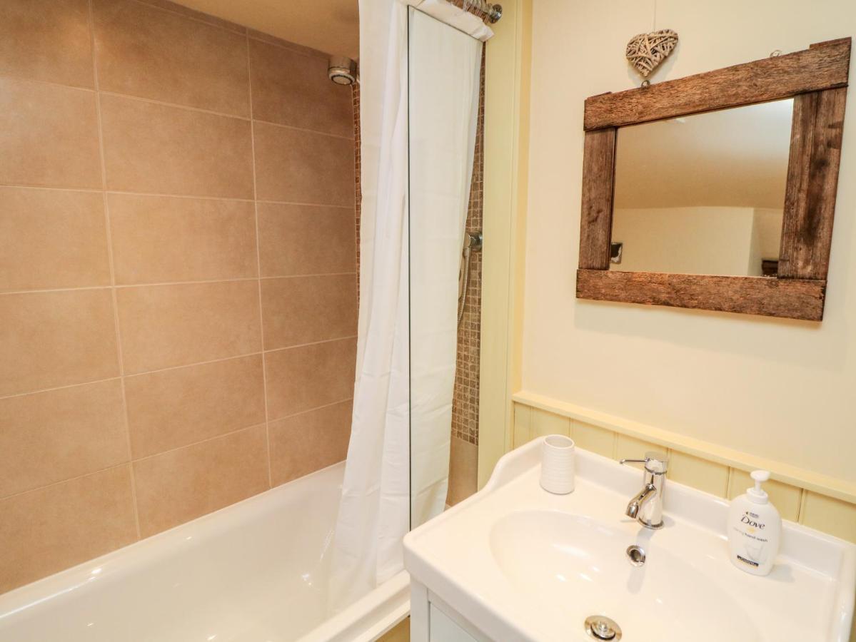 Kempshill Cottage Tideswell Ngoại thất bức ảnh