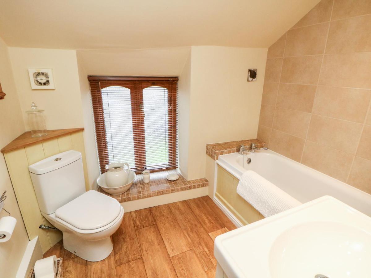 Kempshill Cottage Tideswell Ngoại thất bức ảnh