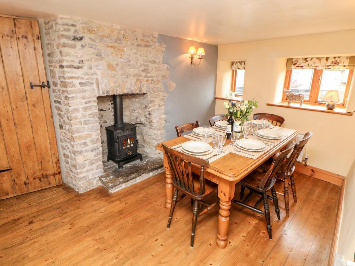 Kempshill Cottage Tideswell Ngoại thất bức ảnh