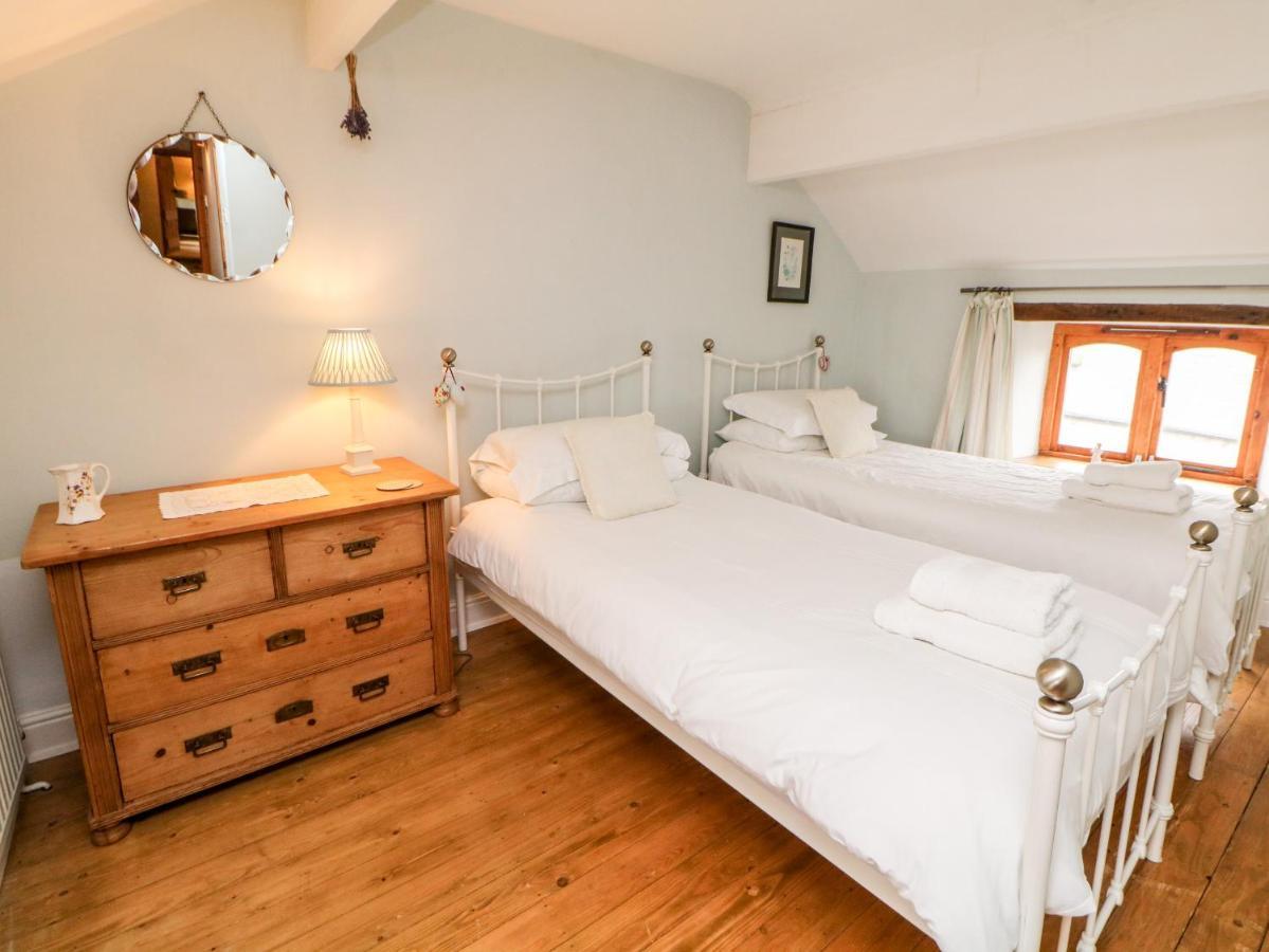 Kempshill Cottage Tideswell Ngoại thất bức ảnh